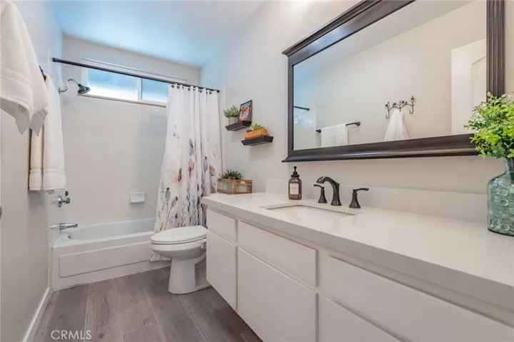 3954 Stell Drive, Simi Valley, California 93063