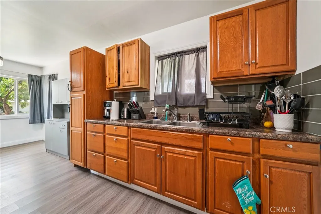 1260 Lincoln Avenue, Pomona, California 91767 home-pic-13