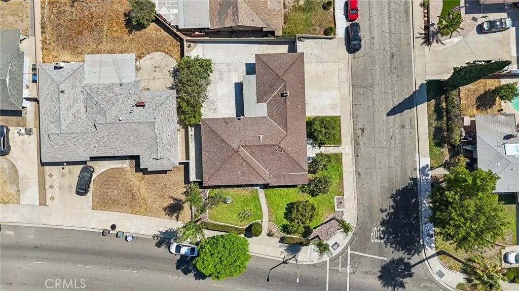 1260 Lincoln Avenue, Pomona, California 91767 home-pic-45