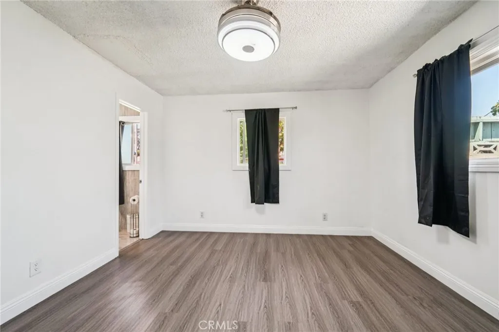 1260 Lincoln Avenue, Pomona, California 91767 home-pic-24