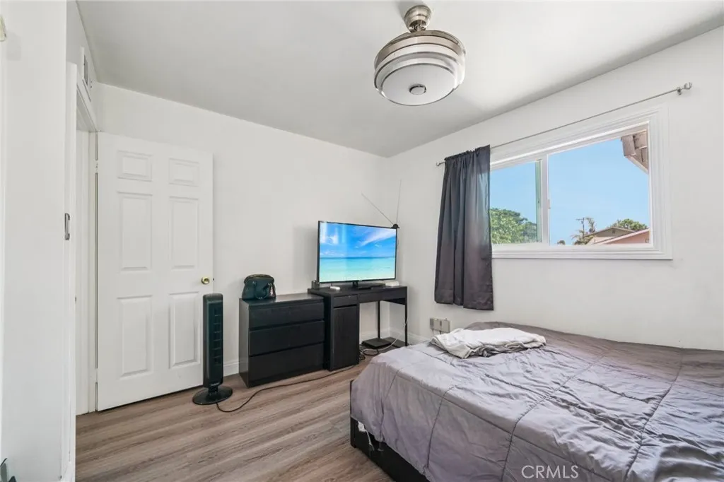 1260 Lincoln Avenue, Pomona, California 91767 home-pic-33