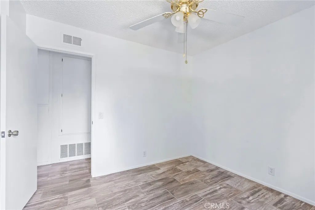 13624 La Jolla Circle F, La Mirada, California 90638 home-pic-23