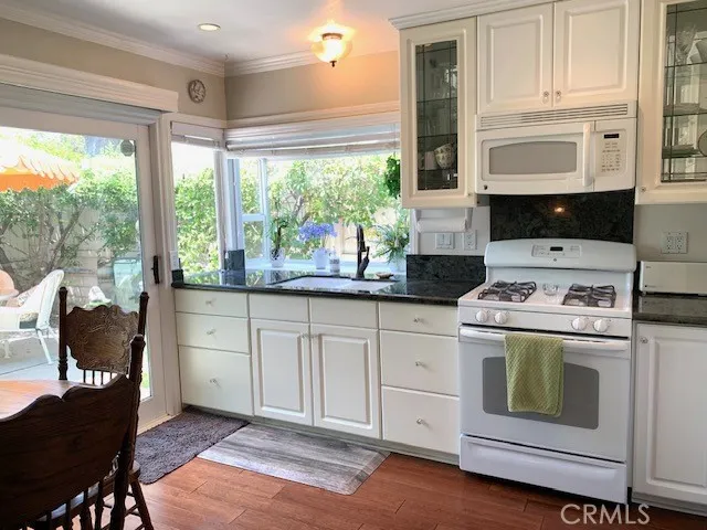 Beautifully updated kitchen.