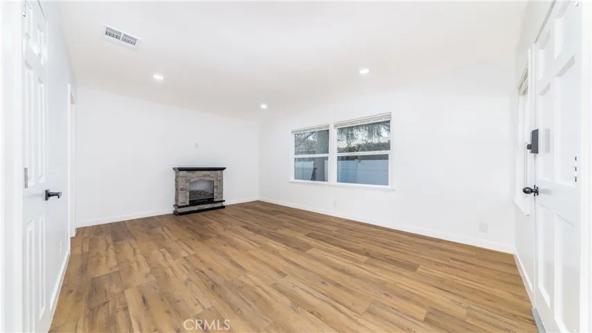 5816 Kester Avenue, Sherman Oaks, California 91411