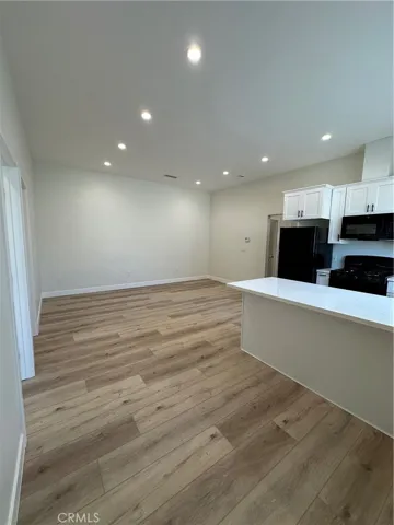 9998 Louise Avenue, Northridge, California 91325