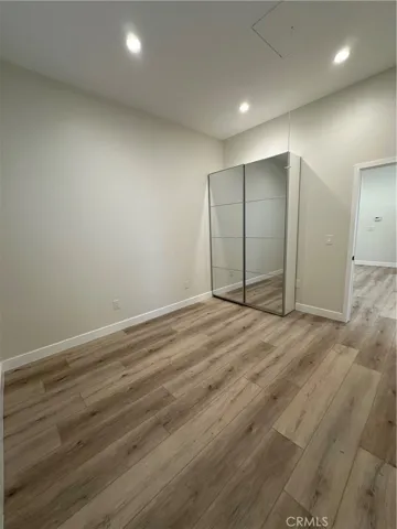 9998 Louise Avenue, Northridge, California 91325