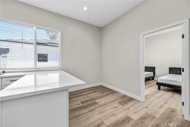9998 Louise Avenue, Northridge, California 91325