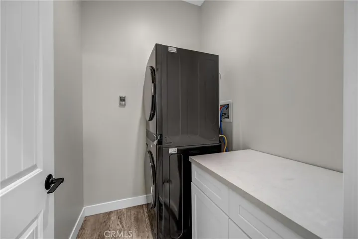 9998 Louise Avenue, Northridge, California 91325