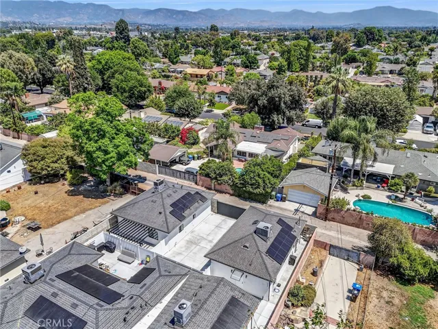 9998 Louise Avenue, Northridge, California 91325