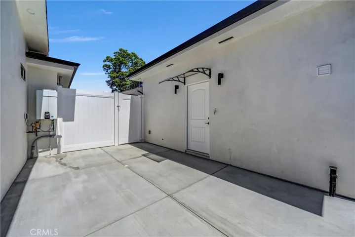 9998 Louise Avenue, Northridge, California 91325