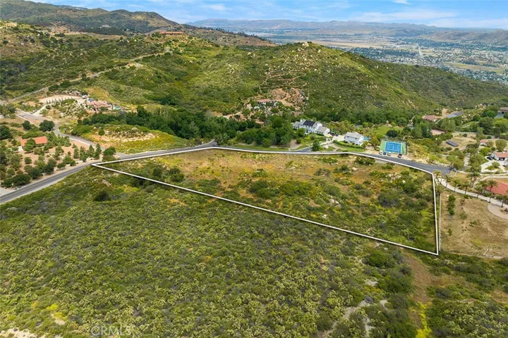 2 Via Baya, Murrieta, California 92562