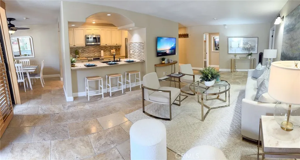 575 Esplanade 102, Redondo Beach, California 90277 home-pic-11