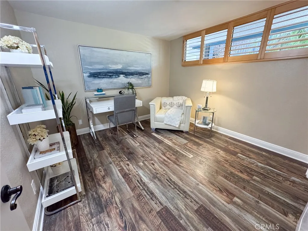 575 Esplanade 102, Redondo Beach, California 90277 home-pic-22