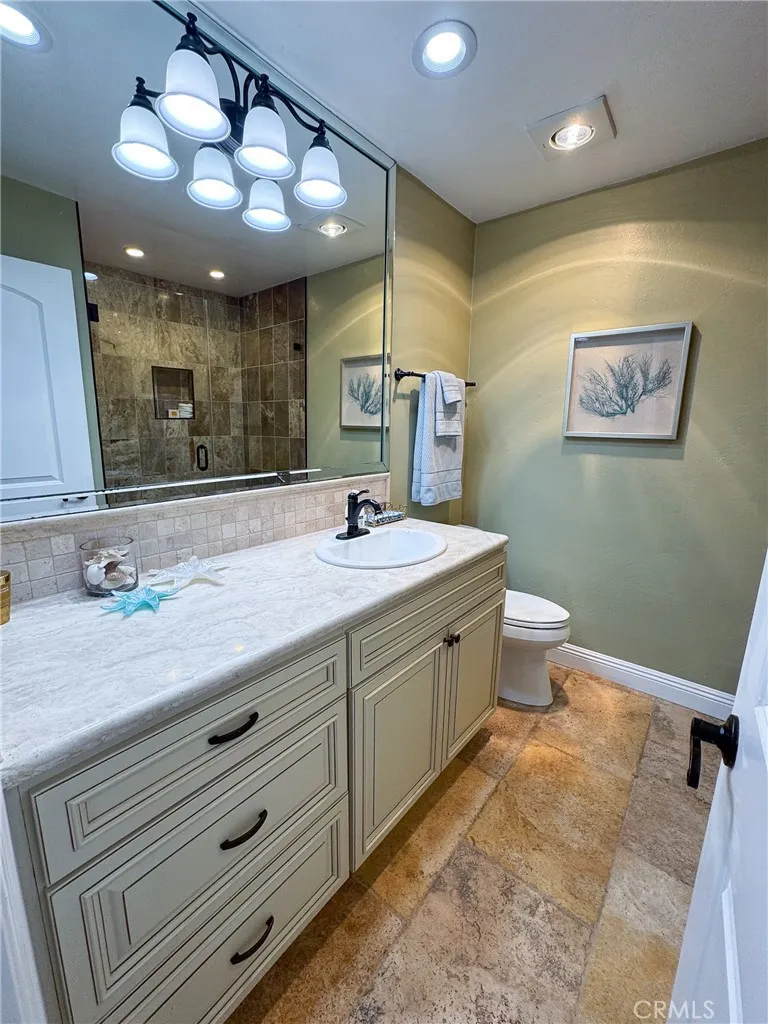 575 Esplanade 102, Redondo Beach, California 90277 home-pic-21