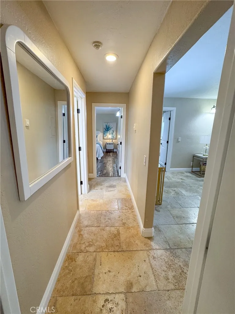 575 Esplanade 102, Redondo Beach, California 90277 home-pic-19