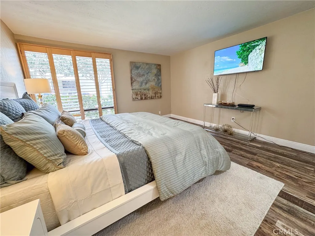 575 Esplanade 102, Redondo Beach, California 90277 home-pic-28