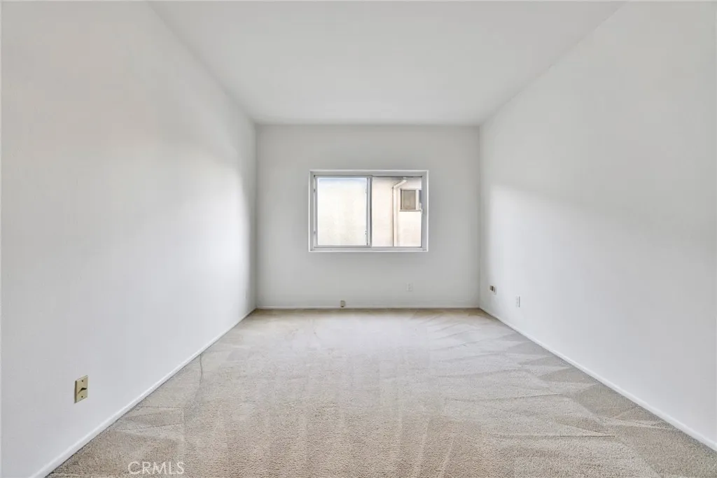 1800 Butler Avenue 104, Los Angeles, California 90025 home-pic-22