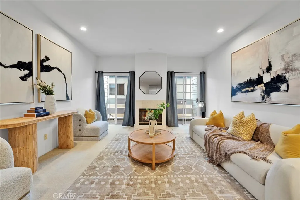 1800 Butler Avenue 104, Los Angeles, California 90025, 2 Bedrooms Bedrooms, ,2 BathroomsBathrooms,Residential,For Sale,Butler,WS25187033