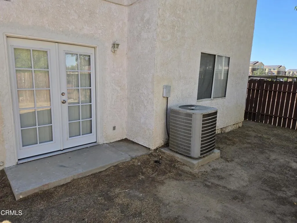 1822 Park Circle Drive, Lancaster, California 93535 home-pic-12