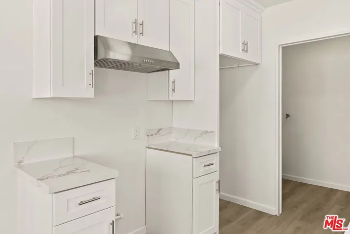 820 W 98th Street, Los Angeles, California 90044