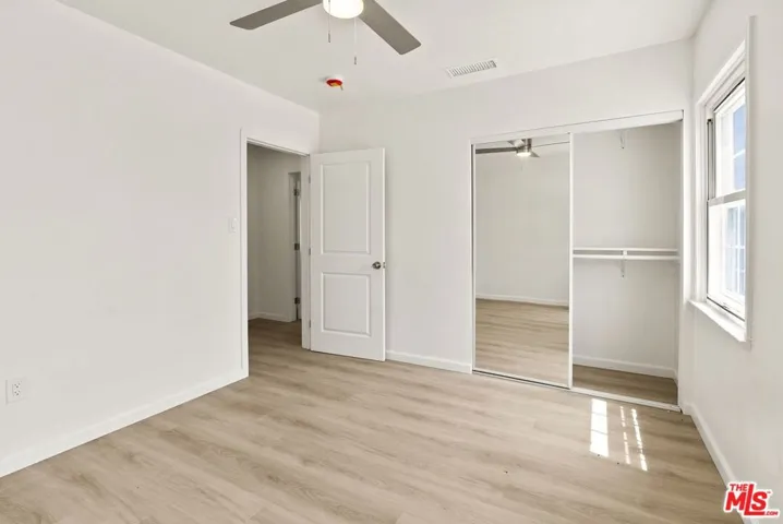 820 W 98th Street, Los Angeles, California 90044