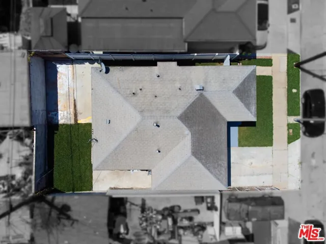 820 W 98th Street, Los Angeles, California 90044