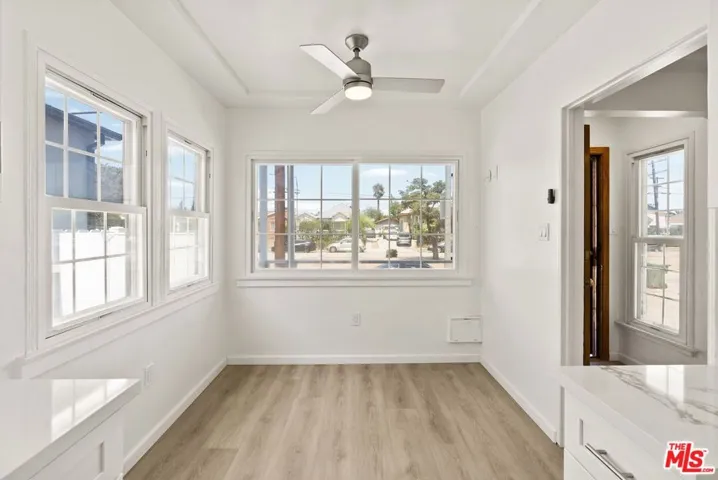 820 W 98th Street, Los Angeles, California 90044