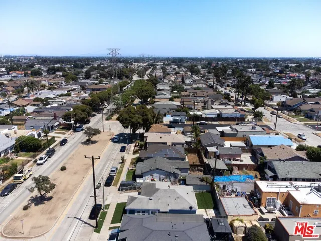 820 W 98th Street, Los Angeles, California 90044