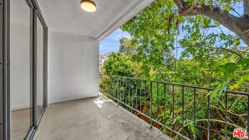 305 San Vicente Boulevard 205, Santa Monica, California 90402