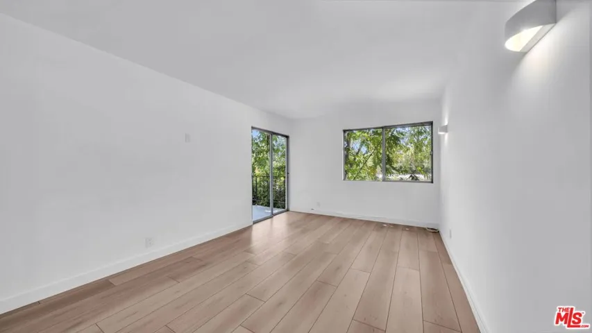 305 San Vicente Boulevard 205, Santa Monica, California 90402