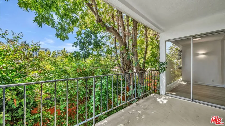 305 San Vicente Boulevard 205, Santa Monica, California 90402