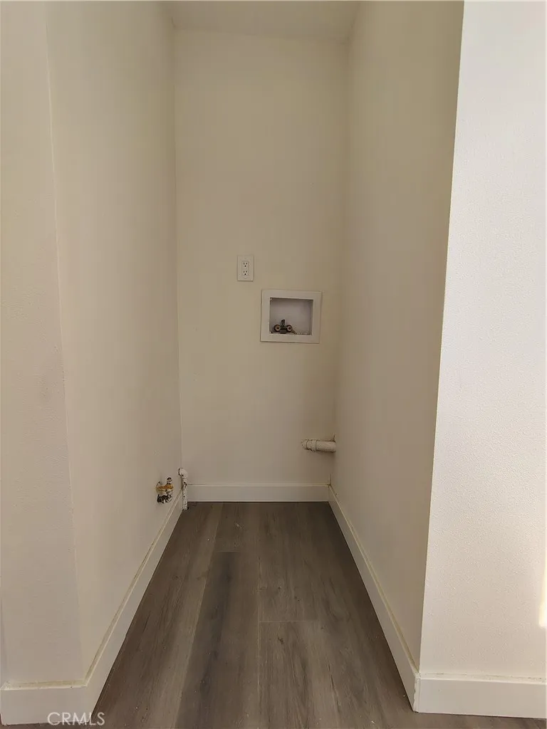 231 E Century Boulevard, Los Angeles, California 90003 home-pic-14