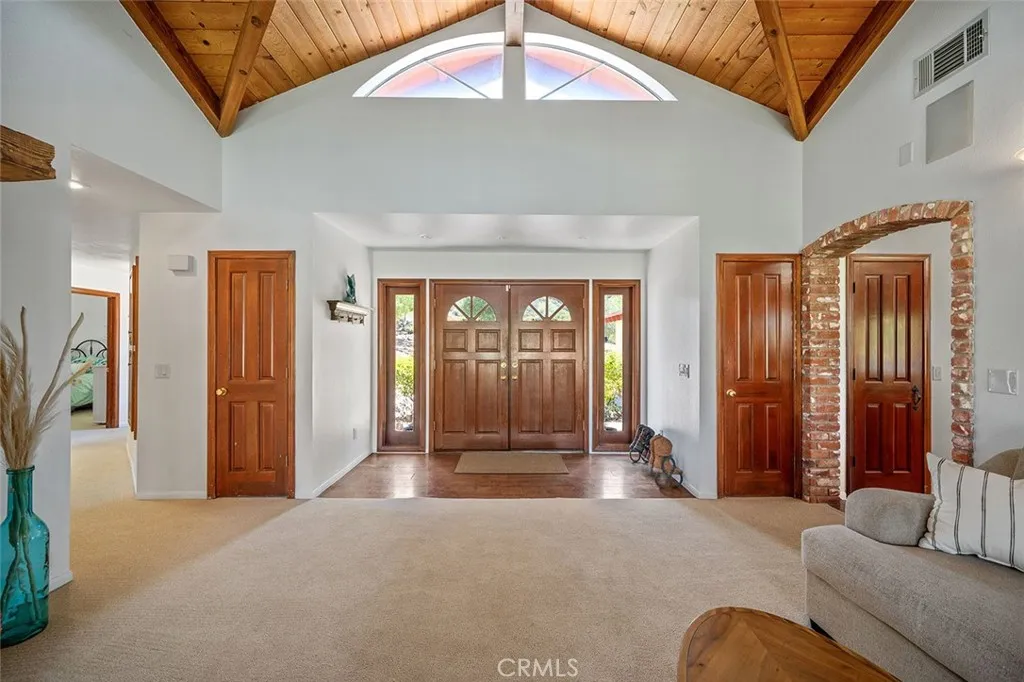 19750 Avenida Rosella, Murrieta, California 92562 home-pic-6