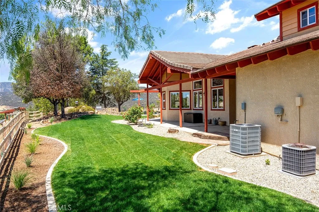 19750 Avenida Rosella, Murrieta, California 92562 home-pic-42