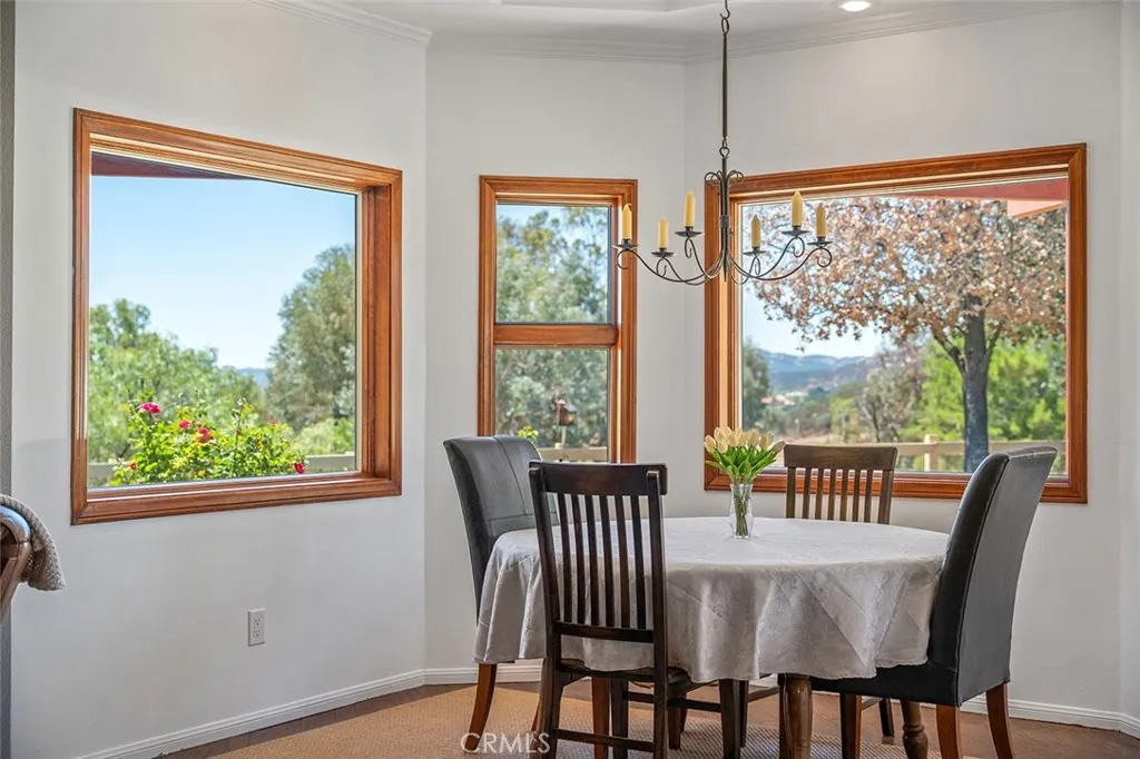 19750 Avenida Rosella, Murrieta, California 92562 home-pic-18