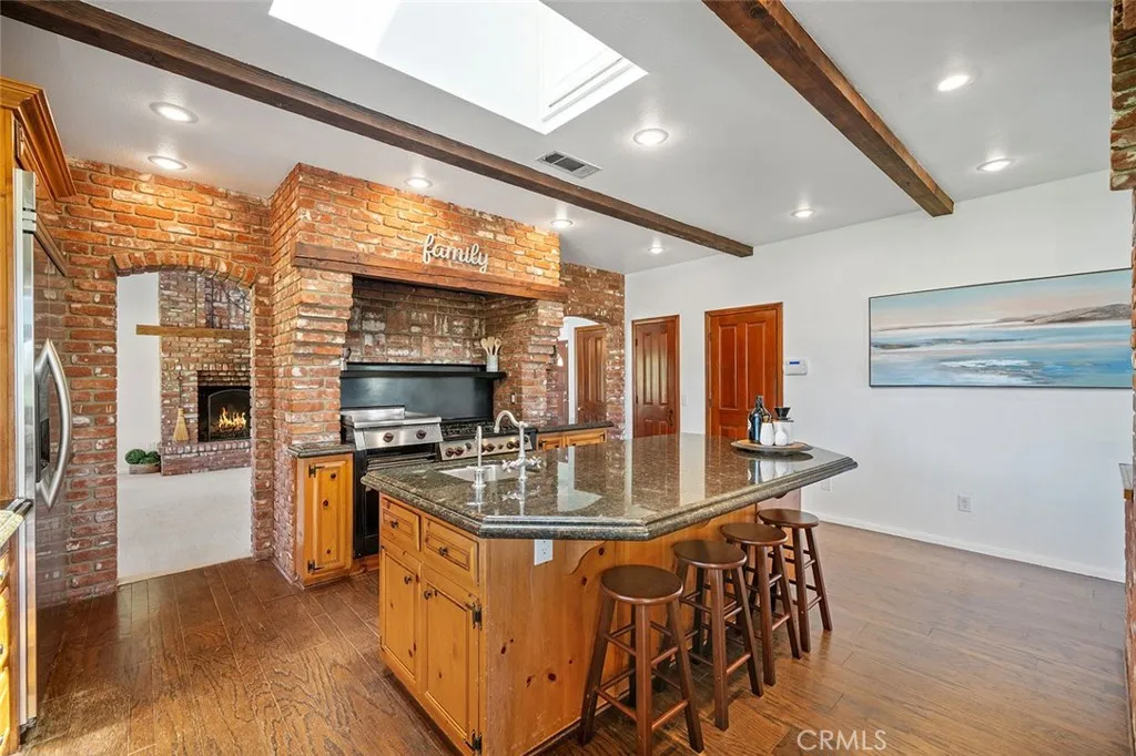 19750 Avenida Rosella, Murrieta, California 92562 home-pic-14
