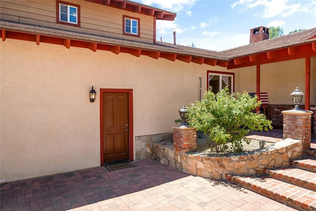 19750 Avenida Rosella, Murrieta, California 92562 home-pic-44