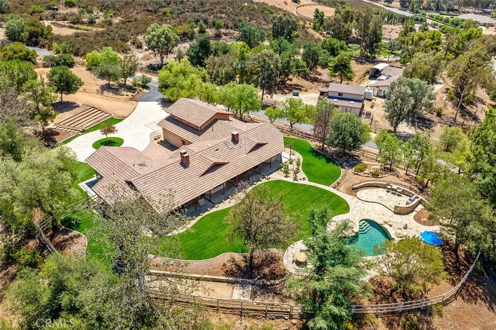 19750 Avenida Rosella, Murrieta, California 92562 home-pic-30
