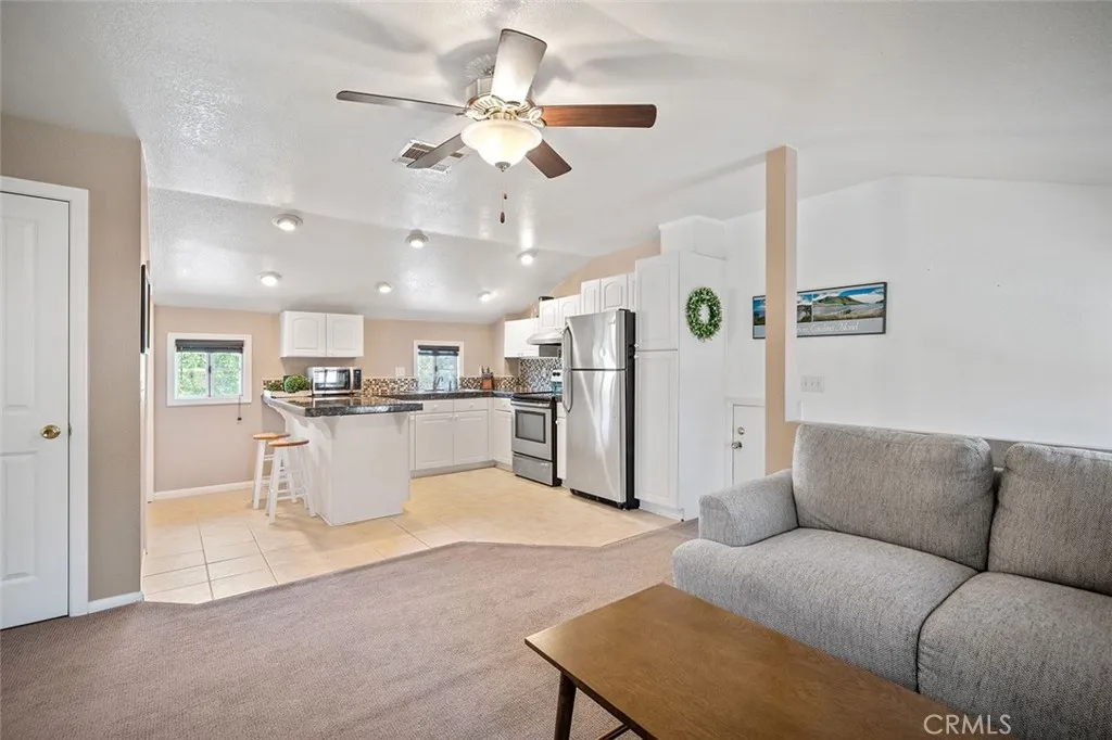 19750 Avenida Rosella, Murrieta, California 92562 home-pic-45