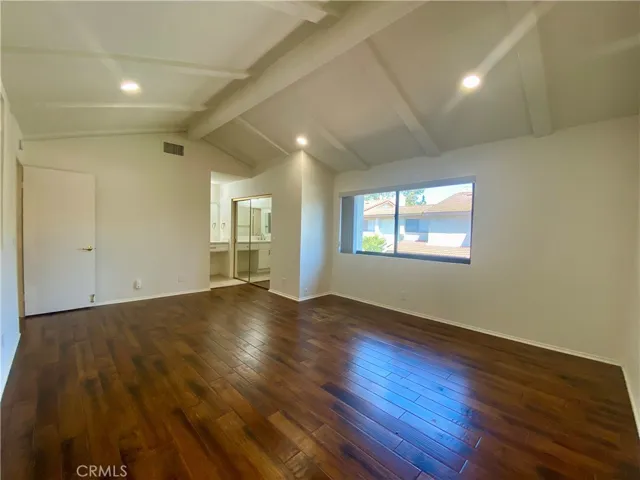 809 Creekside Drive 35, Fullerton, California 92833