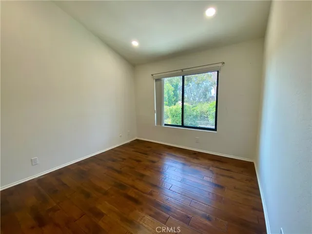 809 Creekside Drive 35, Fullerton, California 92833