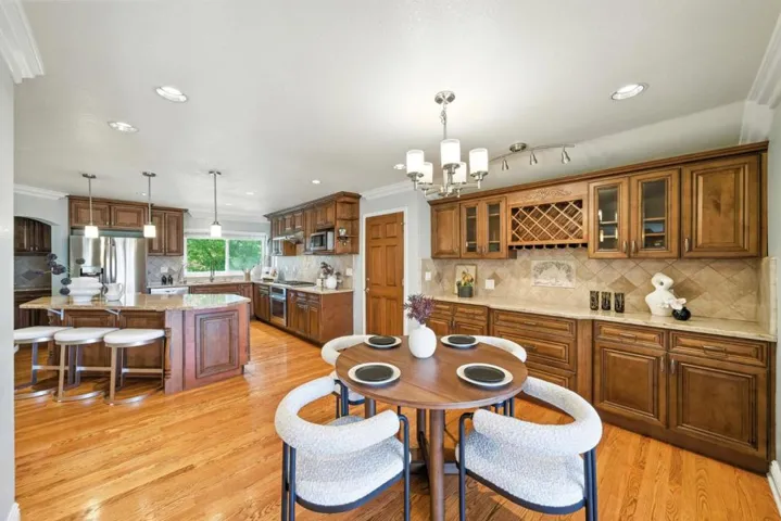 15610 Oakridge, Morgan Hill, California 95037