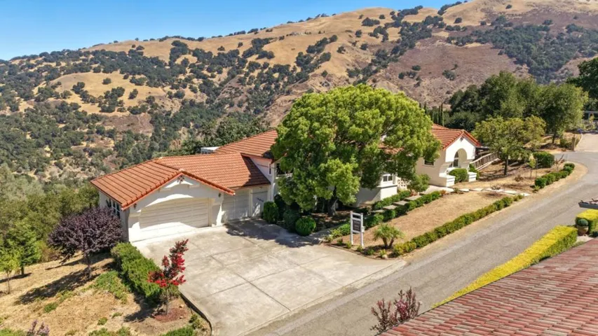 15610 Oakridge, Morgan Hill, California 95037
