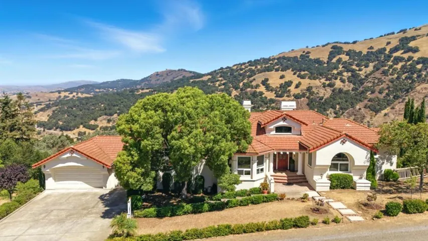 15610 Oakridge, Morgan Hill, California 95037