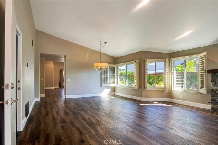 2963 Falconberg Drive, La Verne, California 91750