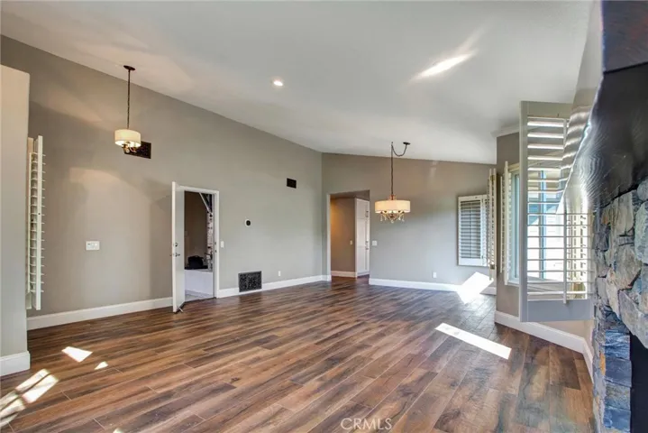 2963 Falconberg Drive, La Verne, California 91750
