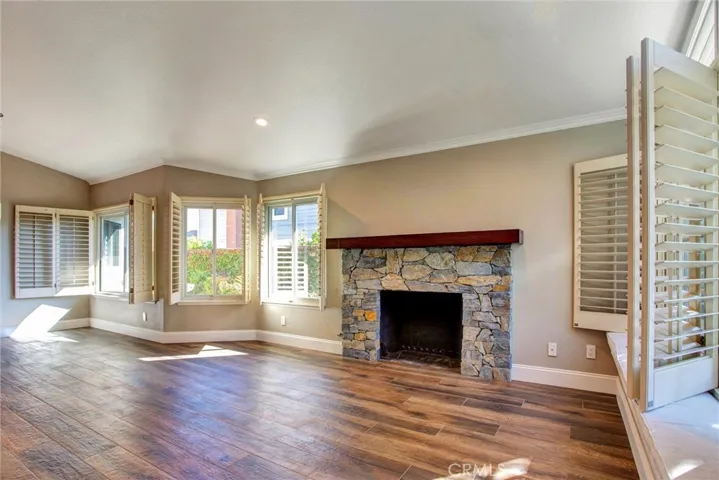 2963 Falconberg Drive, La Verne, California 91750