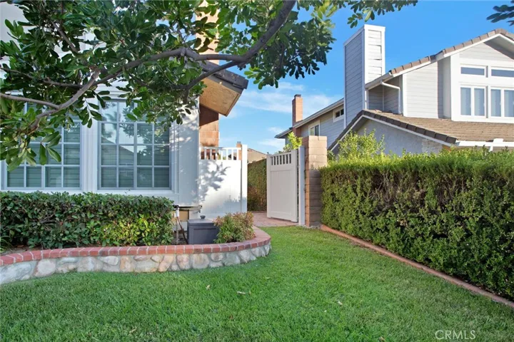 2963 Falconberg Drive, La Verne, California 91750