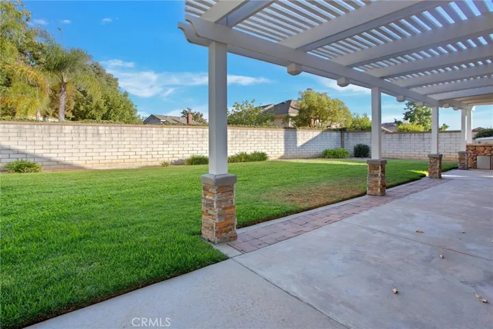 2963 Falconberg Drive, La Verne, California 91750