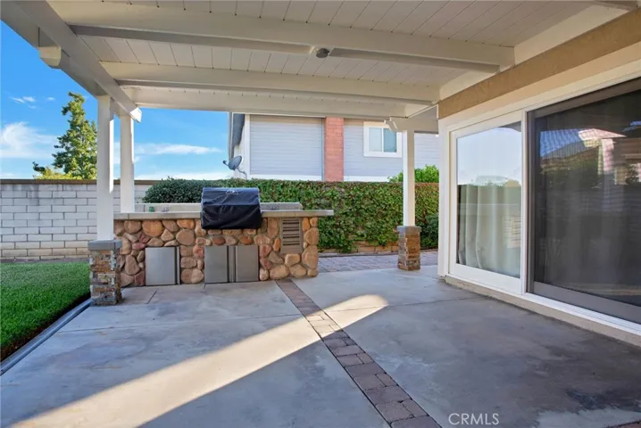 2963 Falconberg Drive, La Verne, California 91750